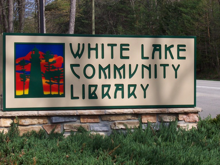 library sign straight on